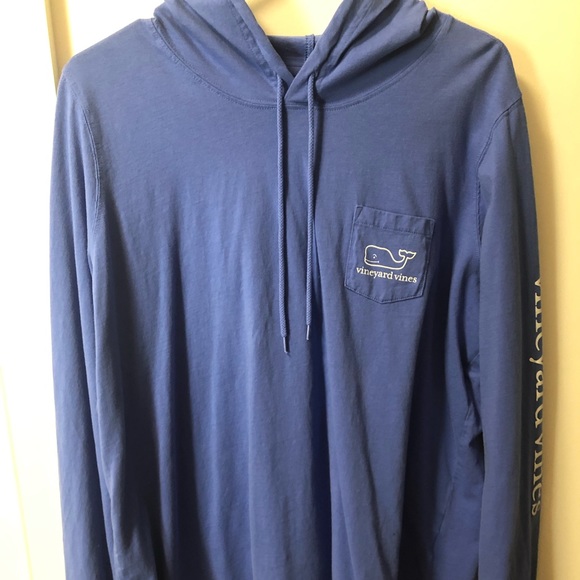 Vineyard Vines Tops - Vineyard vine long sleeve hoodie tee.